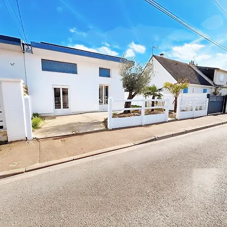 La Brise Au Pied De La Courseulles-sur-Mer